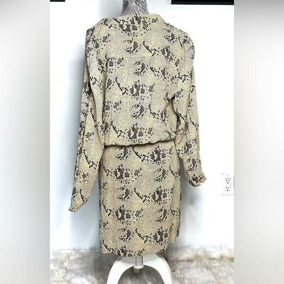 Snake print wrap style dress by Malene birger - Picture 2 of 8